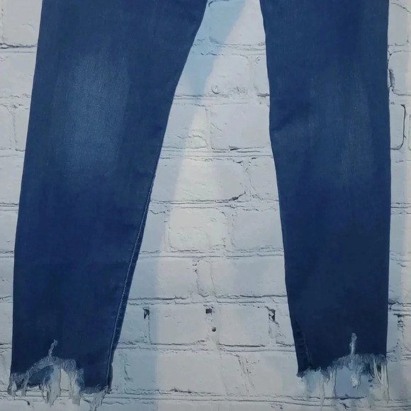 Judy Blue Slim Fit Distressed Medium Wash Size 25 - Picture 7 of 12